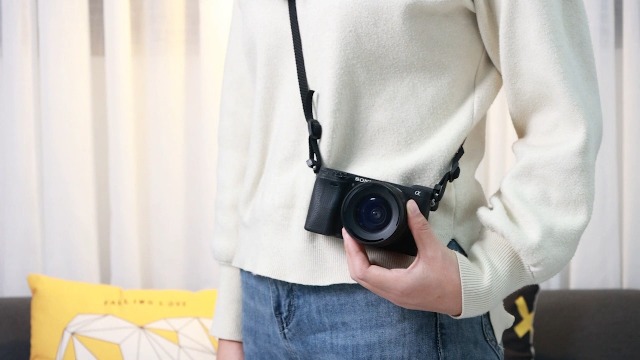 Amazon | JJC カメラ ネックストラップ Canon EOS R8 R50 R6II R7 R10